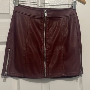 Express women leather skirt-00- dark brown/ maroon-zipper front